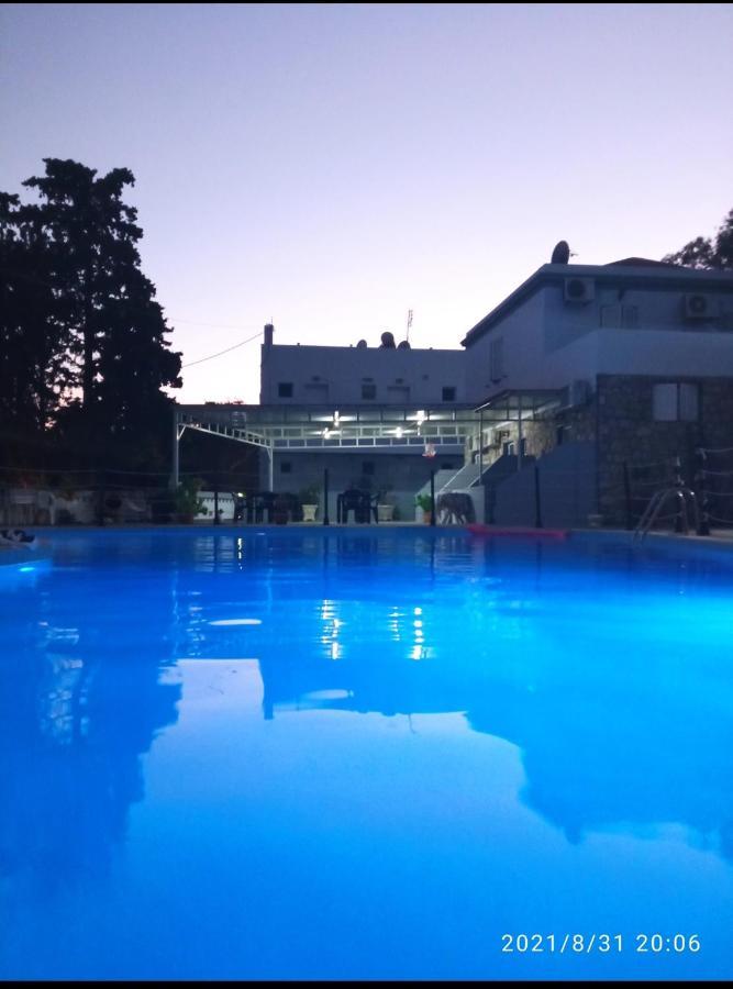 Voula Ilias Studios Panormos  エクステリア 写真